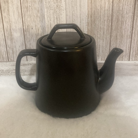 Rae Dunn Tea Teapot - Picture 2 of 6